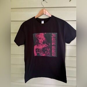 MILEY CYRUS Sol’s Imperial t-shirt Plastic Hearts album tee concert sz M EUC